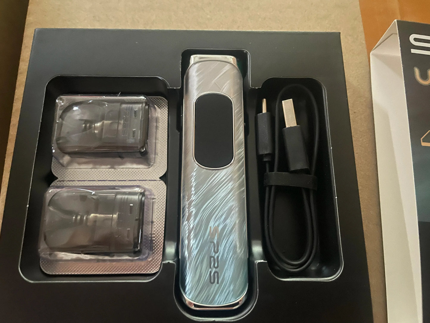 SP2S天王星注油主機套裝（附贈2顆空倉）-具有LCD彩色顯示屏-天王星小煙機-高功率電子主機+多當調節-VAKA糖果雲煙館